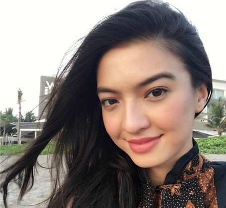 Coba Makeup Natural ini untuk Menemani Aktvitasmu Sehari-hari