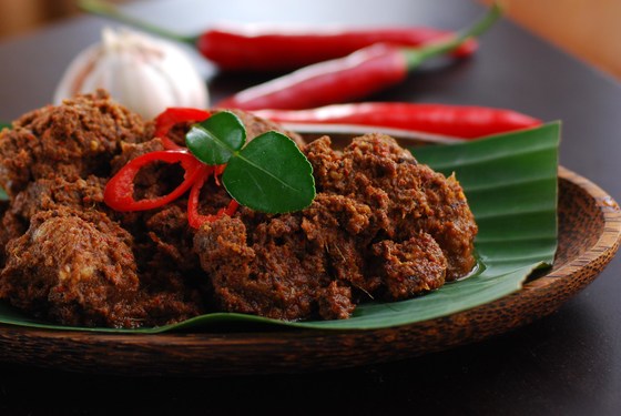 Bersiap Idul Adha, Yuk Masak Rendang Padang yang Enak itu!