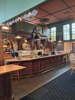Auckland Local Gathering: Galbraith's Alehouse