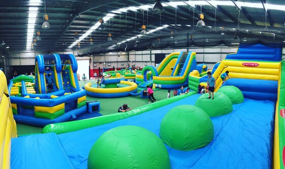 CARMBA Bounce & Play
