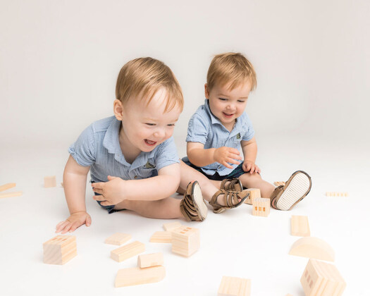CANCELLED Multiple Birth Expectant Family Session