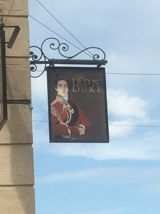 Leisurely Ride to The Iron Duke Wellington