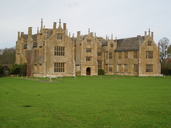 Coffee and cakes at Barrington Court
