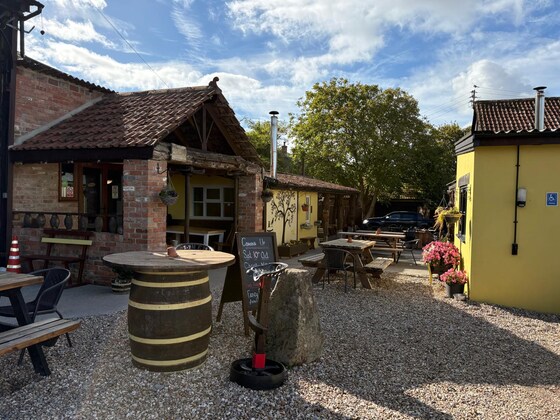 Ride to Bere Aller Cider Farm