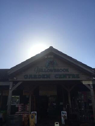 Ladies ride to Willowbrook Garden Centre.