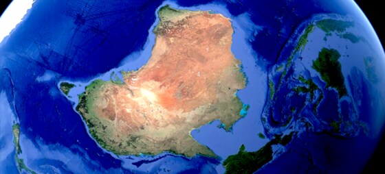Australia’s Foreign Policy and Domestic Politics : A Discussion with Ian Kortlang   