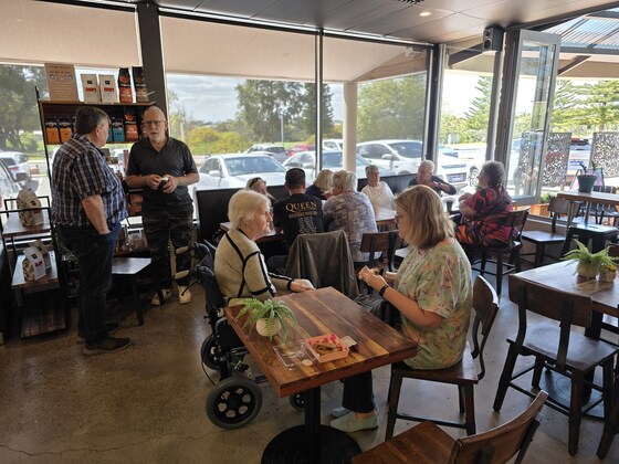 Kommuniti Café - Kinross and Surrounds