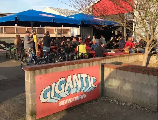 OBC "B" Meeting (Gigantic Brewing)