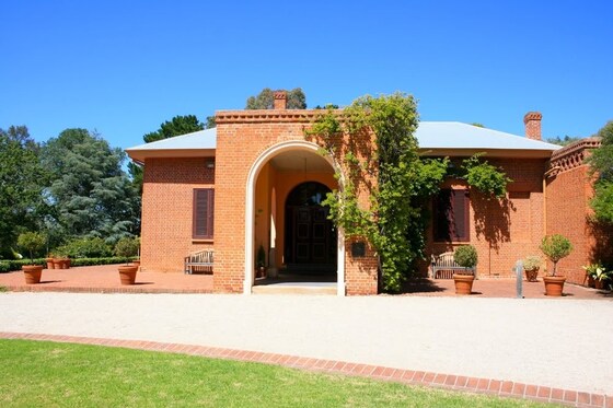 Jaguar Ladies Social Register - Tour Cummins House & lunch Morphett Arms Hotel Thursday 16th July 2026