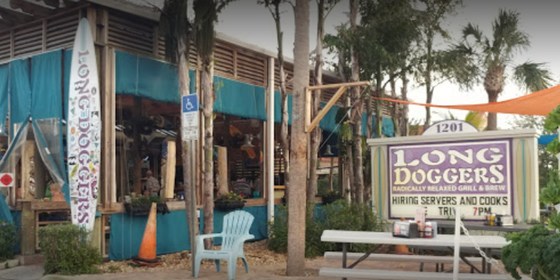 Drinks with the Commodore