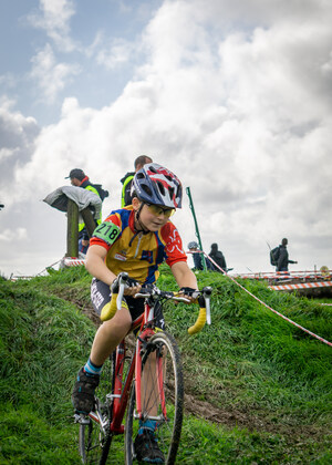 Sunday (cyclocross) Skills at Longrun - Ascending and Descending, Mounts and Dismounts.