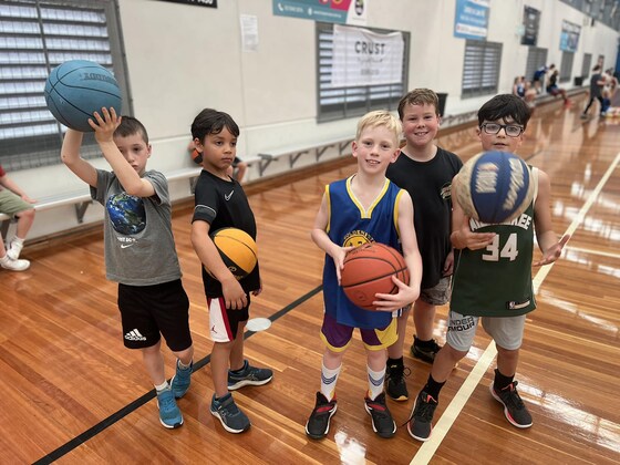 Aussie Hoops school holiday session